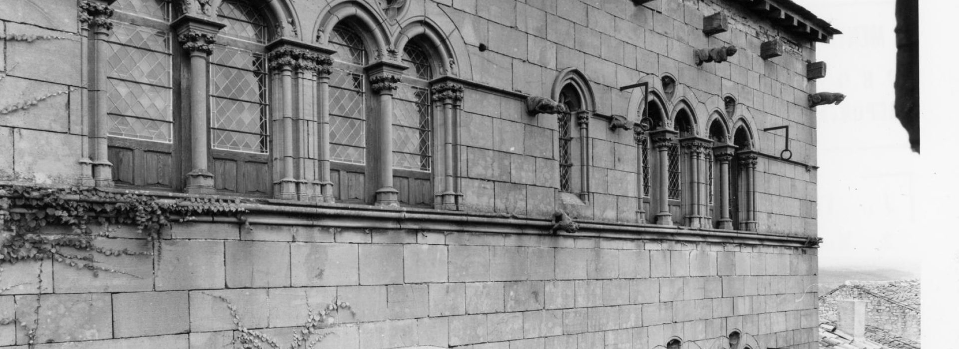 Le Grand Ecuyer photo archive